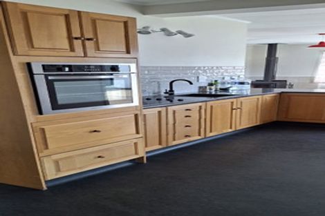 Photo of property in 62 Gisborne Terrace, Opunake, 4616