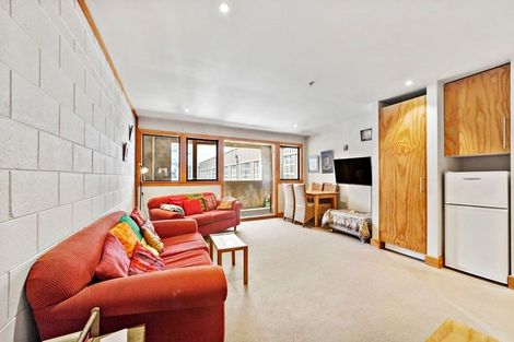 Photo of property in 244/21 Left Bank, Te Aro, Wellington, 6011