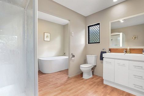 Photo of property in 45 Autumn Avenue, Glen Eden, Auckland, 0602