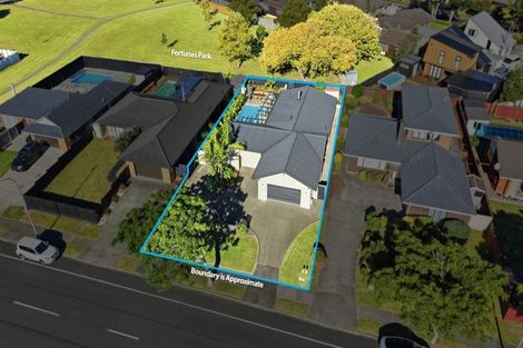 Photo of property in 188 Prince Regent Drive, Farm Cove, Auckland, 2012