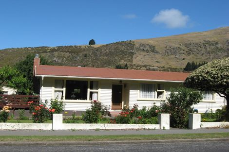 Photo of property in 105 Wakefield Avenue, Sumner, Christchurch, 8081