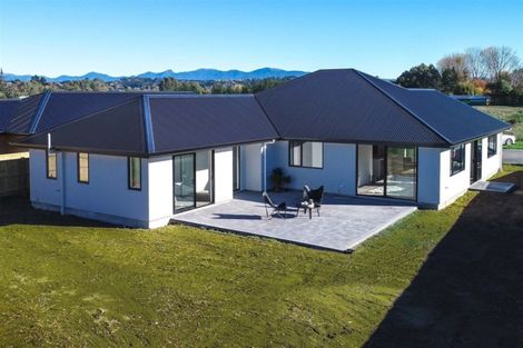 Photo of property in 8 Rana Place, Mapua, 7005