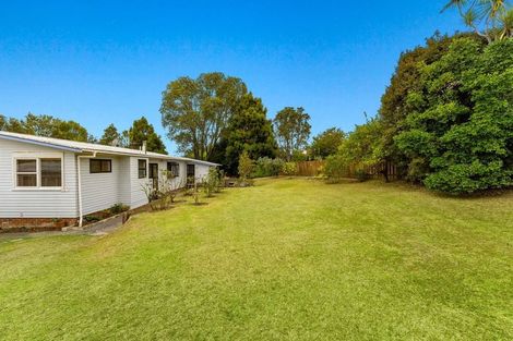 Photo of property in 16 Rosalind Road, Glenfield, Auckland, 0629
