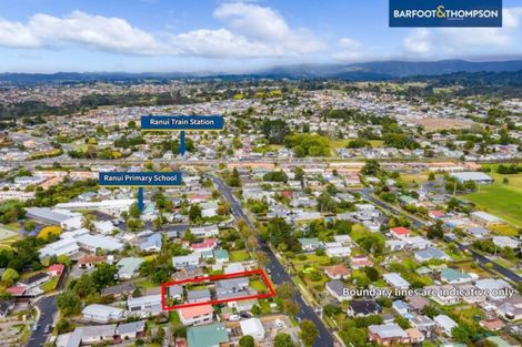 Photo of property in 8 Ranui Station Road, Ranui, Auckland, 0612