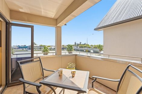 Photo of property in 5b Putiki Drive, Durie Hill, Whanganui, 4500