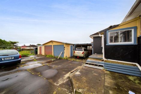 Photo of property in 9 Acourt Street, Hawera, 4610