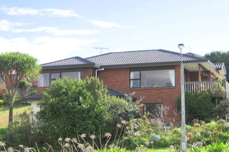 Photo of property in 21 Savoy Road, Orewa, 0931