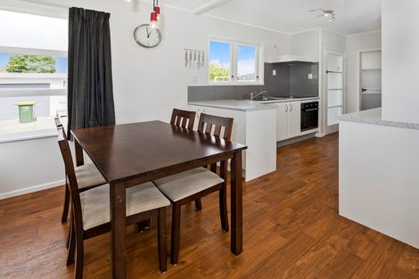 Photo of property in 72 Tatariki Street, Rosehill, Papakura, 2113