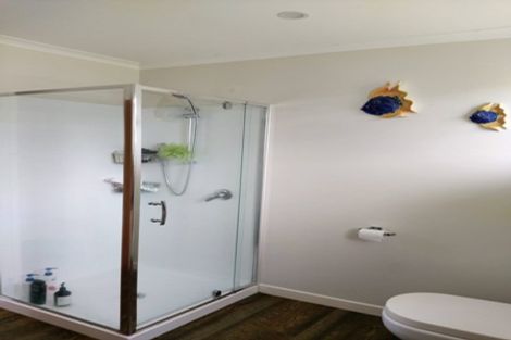 Photo of property in 206 Hurndall Street West, Maungaturoto, 0520