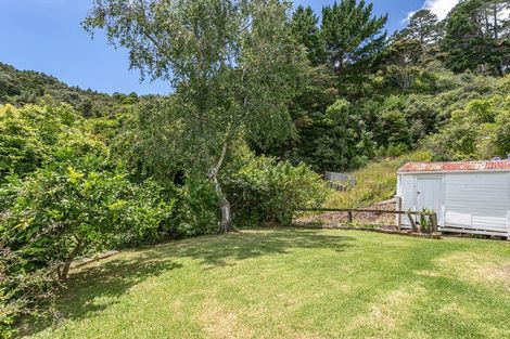 Photo of property in 9 Adams Road, Thornton Bay, Thames, 3575