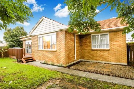 Photo of property in 60a Waimumu Road, Massey, Auckland, 0614