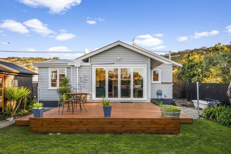 Photo of property in 65 Main Road, Redcliffs, Christchurch, 8081