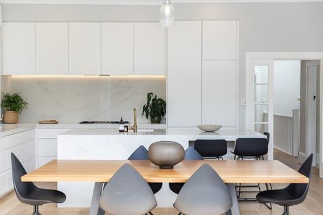 Photo of property in 22 Plunket Street, Kelburn, Wellington, 6012