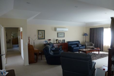 Photo of property in 22 Henderson Drive, Alexandra, 9320