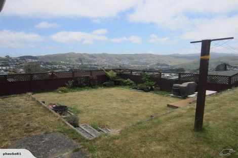 Photo of property in 26 Jane Grove, Paparangi, Wellington, 6037