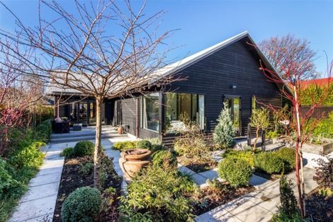 Photo of property in 33a Jacksons Road, Merivale, Christchurch, 8014