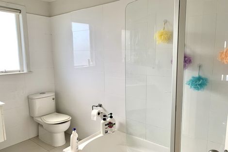 Photo of property in 35 Royton Avenue, Mangere East, Auckland, 2024