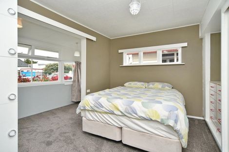 Photo of property in 72 Bamford Street, Woolston, Christchurch, 8023