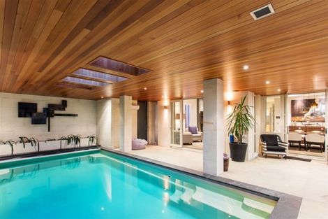 Photo of property in 54 Idris Road, Fendalton, Christchurch, 8052