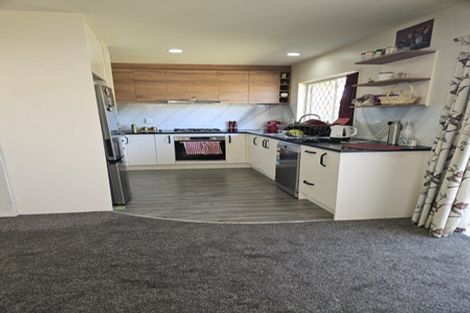 Photo of property in 42a Denbigh Avenue, Mount Roskill, Auckland, 1041