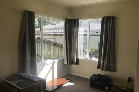 Photo of property in 2 Chester Road, Tawa, Wellington, 5028