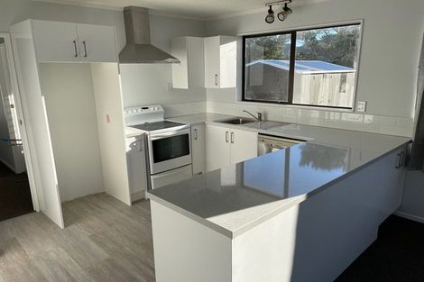 Photo of property in 63 Percy Dyett Drive, Karori, Wellington, 6012