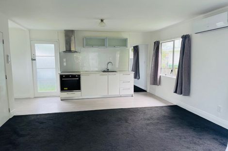 Photo of property in 3/32 Kapuka Road, Mangere Bridge, Auckland, 2022