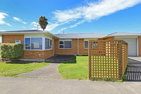 Photo of property in 809a Queen Street East, Parkvale, Hastings, 4122