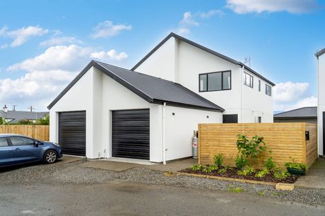 Photo of property in 5/20 Ballinger Place, Carterton, 5713