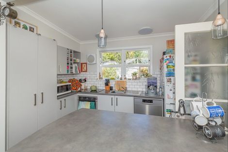 Photo of property in 8 Royal Place, Levin, 5510