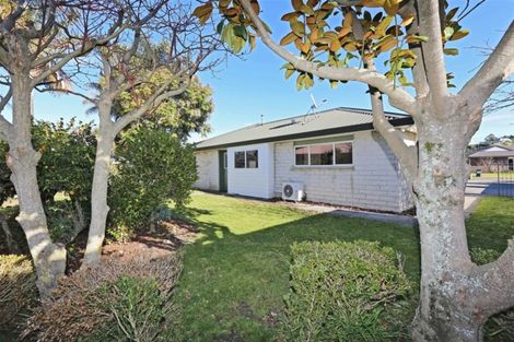 Photo of property in 4 Gresham Place, Taradale, Napier, 4112