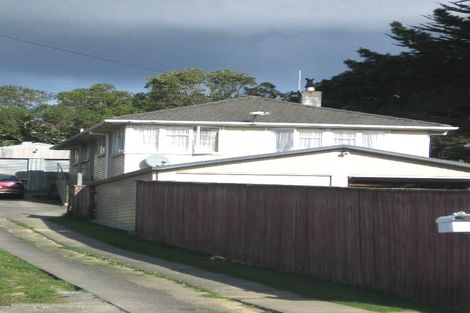 Photo of property in 72 Driver Crescent, Cannons Creek, Porirua, 5024