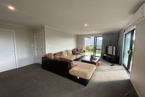 Photo of property in 4 Tangata Way, Omokoroa, 3114