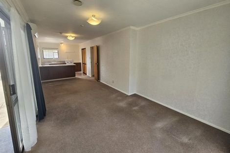Photo of property in 358c Carrington Street, Upper Vogeltown, New Plymouth, 4310