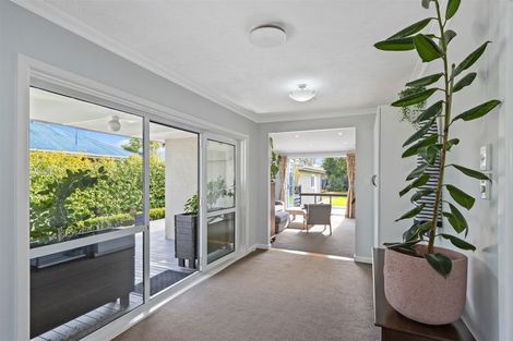 Photo of property in 34 Barnes Road, Redwood, Christchurch, 8051