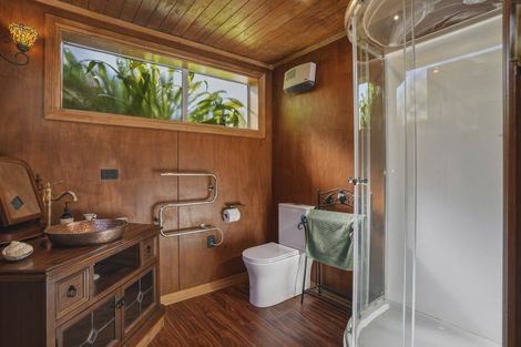 Photo of property in 11 Monowai Road, Ravensbourne, Dunedin, 9022