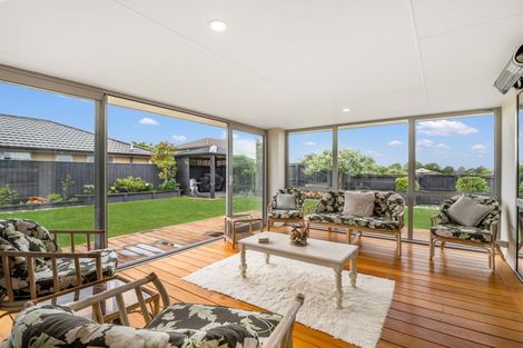 Photo of property in 22 Sequoia Way, Rangiora, 7400