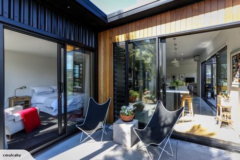 Photo of property in 15 Shearer Drive, Oakura, 4314