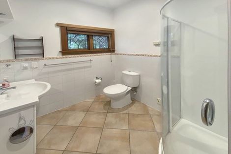 Photo of property in 4 Thorrington Road, Cashmere, Christchurch, 8022