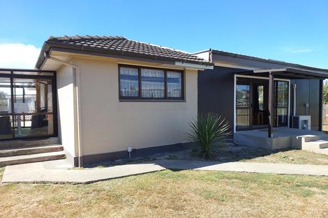 Photo of property in 19 Rugby Street, Waimate, 7924