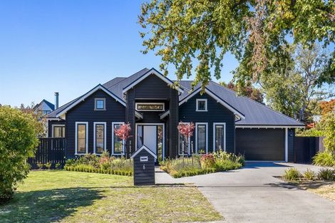 Photo of property in 6 Lewisham Park, St Albans, Christchurch, 8052