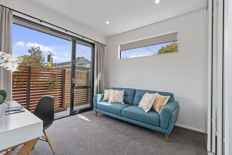 Photo of property in 32c Hewitts Road, Merivale, Christchurch, 8014