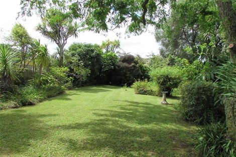 Photo of property in 17 Chatham Avenue, Mount Albert, Auckland, 1025