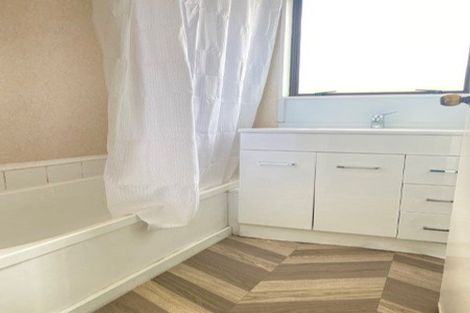 Photo of property in 14a Kentwood Drive, Woodridge, Wellington, 6037