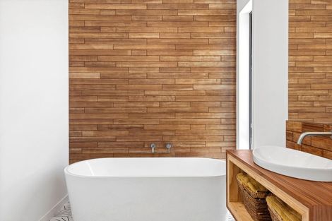 Photo of property in 3 Waxeye Lane, Lake Hawea, 9382