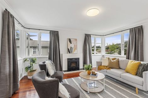 Photo of property in 334 Main Road, Tawa, Wellington, 5028