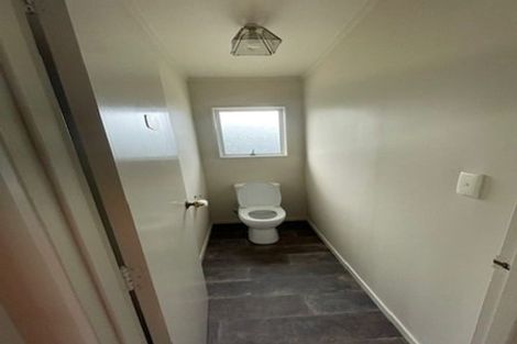 Photo of property in 23b Brian Crescent, Stanmore Bay, Whangaparaoa, 0932