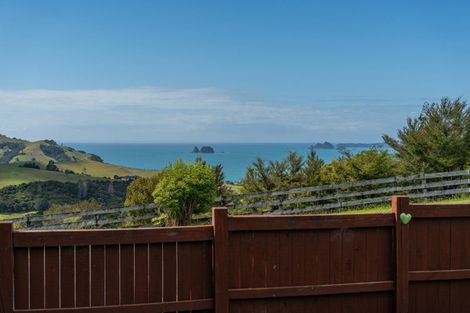 Photo of property in 4 Tarapatiki Drive, Whitianga, 3510