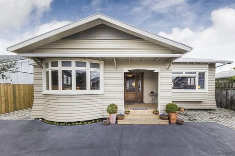 Photo of property in 155a Russell Street, Palmerston North, 4414