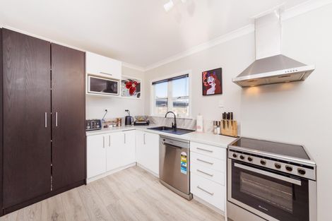 Photo of property in 4 Milton Street, Roslyn, Palmerston North, 4414